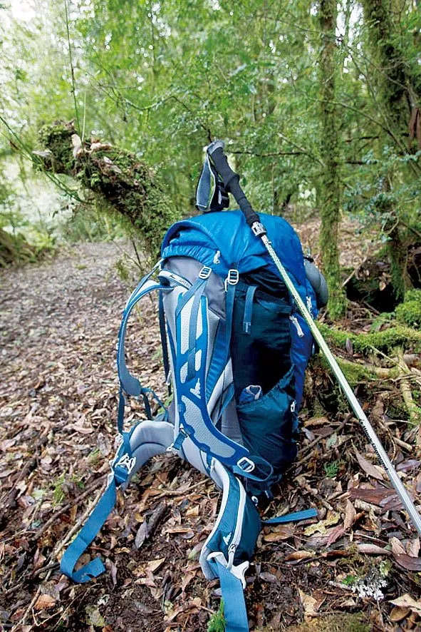 GREGORY CONTOUR 60 輕量化背包