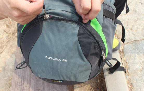 能盛好背 城市戶外背一個小容量功能包不是大材小用而是讓自己更享受 多特futura28L透氣登山包