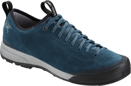 Arc’teryx Acrux SL Leather Approach Shoes 始祖鳥 男款低幫攀爬鞋