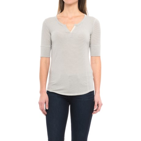 Marmot Shay Shirt 土撥鼠 女款戶外短袖T恤