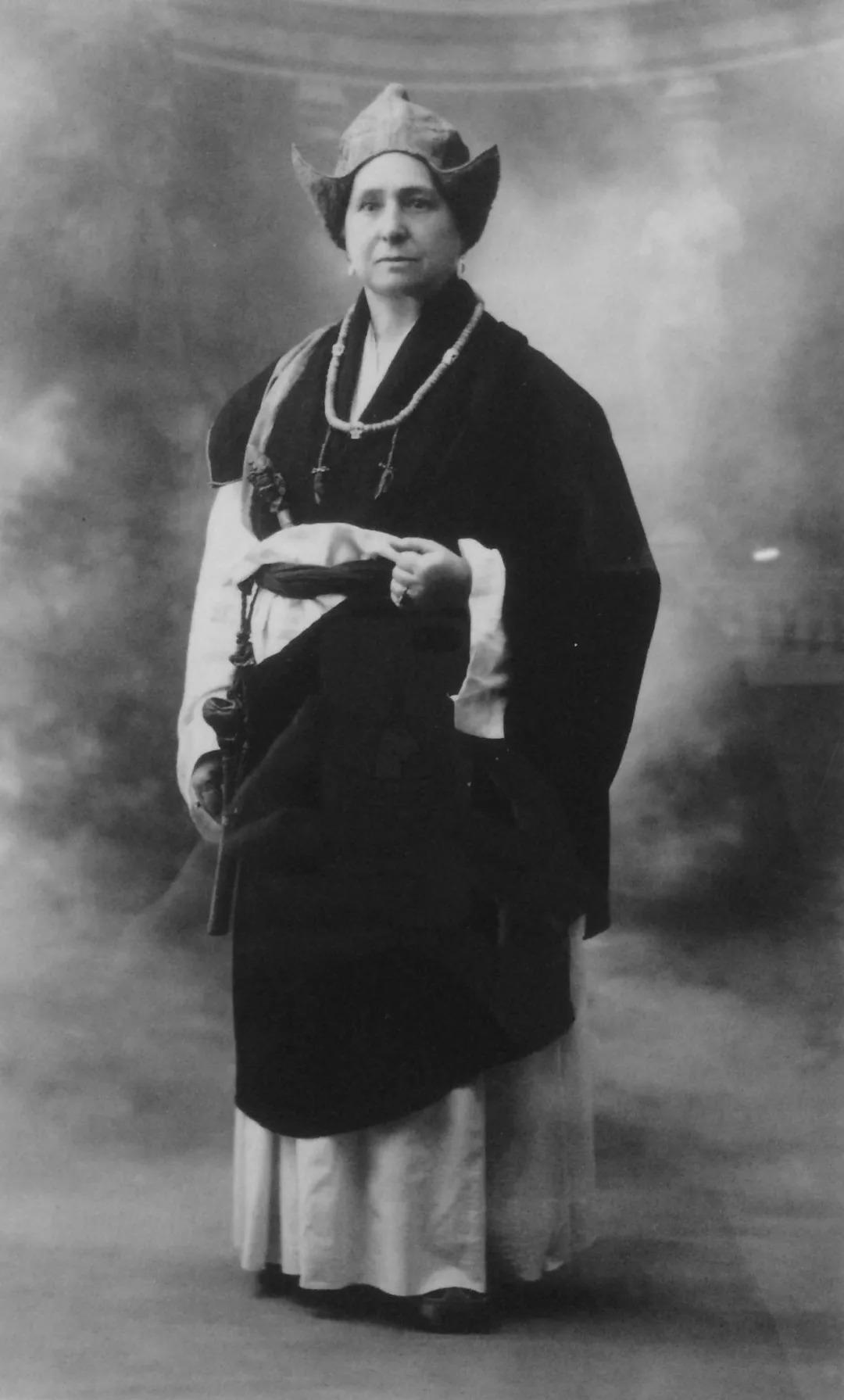 她是第一個進入拉薩的西方女性,竟然比洛克資歷還深 她是第一個進入拉薩的西方女性,竟然比洛克資歷還深