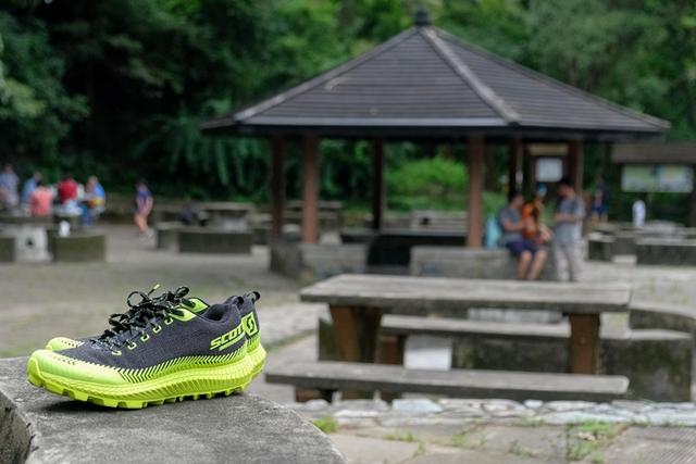 Scott戶外越野跑鞋，亮麗的外表實用的戶外鞋
