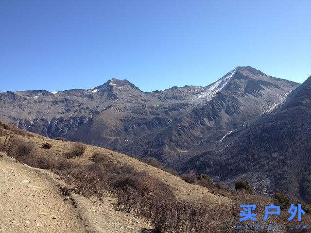 四川,獨闖四姑娘山二峰5276m全紀錄