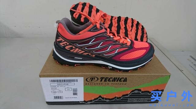 穿上極光就能擁有馳騁山林的快感和幸福，Tecnica泰尼卡越野跑鞋