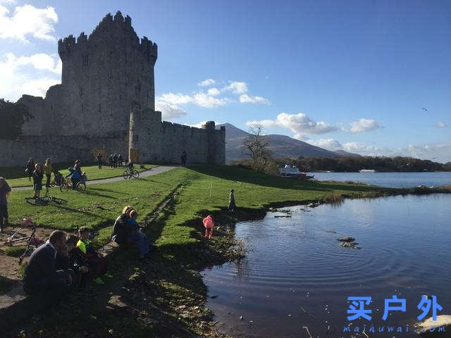 愛爾蘭自駕攻略,一篇告訴你上路資訊、交通規則、租車須知和必走路線