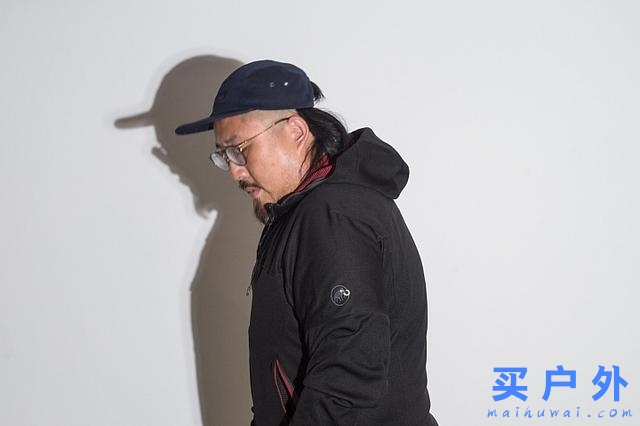 入手吳彥祖同款MAMMUT猛犸象極限軟殼,帥氣開箱