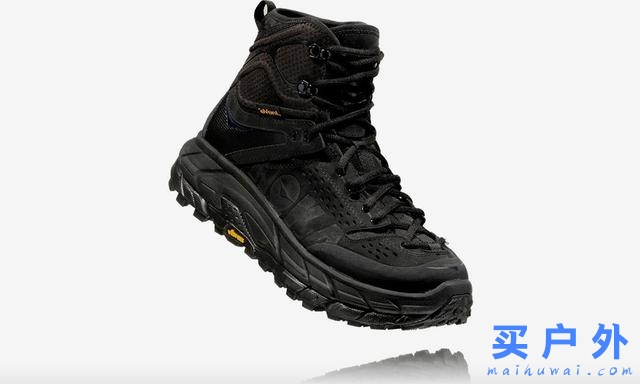 今年大熱的HOKA ONE ONE推出高幫戶外靴，功能性和外觀兼具