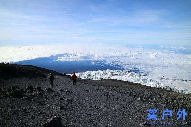 登上坦桑尼亞非洲第一高峰乞力馬扎羅山之夢