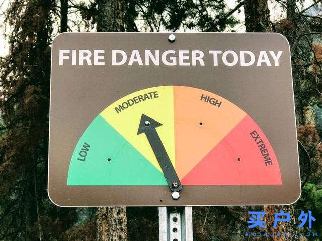 加拿大荒漠之境,行走在杰士伯國家公園坐纜車一日徒步行