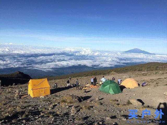 登上坦桑尼亞非洲第一高峰乞力馬扎羅山之夢