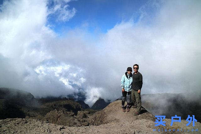 登上坦桑尼亞非洲第一高峰乞力馬扎羅山之夢