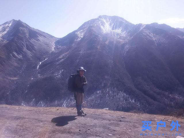 四川,獨闖四姑娘山二峰5276m全紀錄