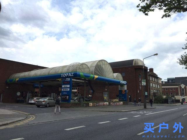 愛爾蘭自駕攻略,一篇告訴你上路資訊、交通規則、租車須知和必走路線