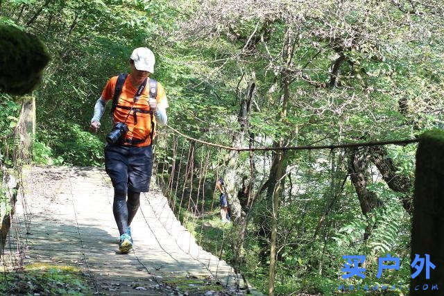 輕量級(jí)La Sportiva越野跑鞋實(shí)測(cè),路跑與越野跑兼?zhèn)涞娜芘苄? width=