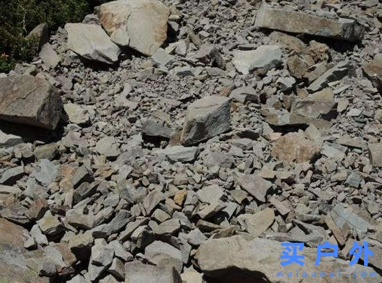 好鞋生信心，一路前行有AKU戶外登山徒步鞋伴我征程