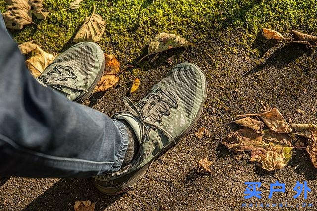 挑戰(zhàn)輕盈穿著感，Salomon薩洛蒙登山戶外鞋實(shí)穿分享