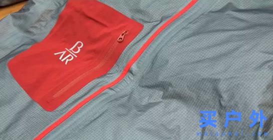 始祖鳥Alpha SV沖鋒衣和始祖鳥Beta AR沖鋒衣有什么不同?