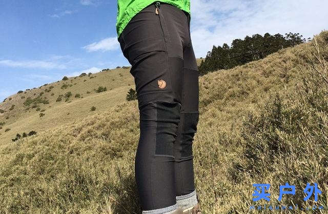 北極狐Fjallraven不愧為皇家指定戶外品牌，這條戶外褲就能看出來