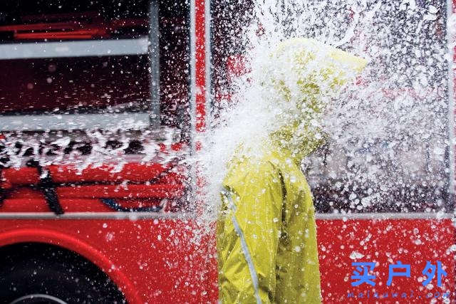 天氣越來越冷,戶外運動時應該怎么按分層穿衣服?