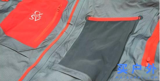始祖鳥Alpha SV沖鋒衣和始祖鳥Beta AR沖鋒衣有什么不同?
