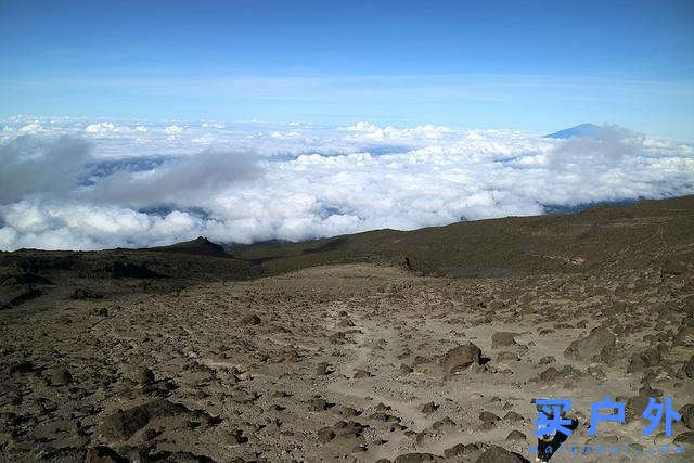 登上坦桑尼亞非洲第一高峰乞力馬扎羅山之夢