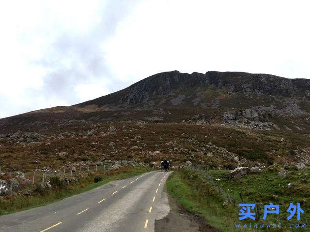 愛爾蘭自駕攻略,一篇告訴你上路資訊、交通規則、租車須知和必走路線