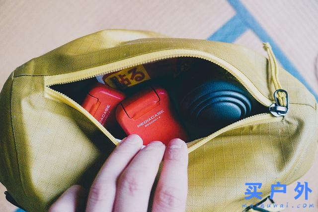 始祖鳥Alpha SK 32背包評測，極簡主義滑雪者之選