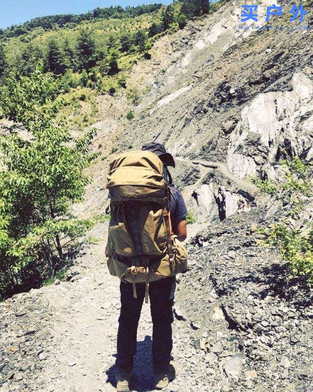 選擇登山背包越輕越好？四個點，挑個好背包陪你一起戶外