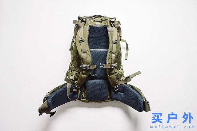 人生入手的第一個Mystery Ranc神秘農場背包