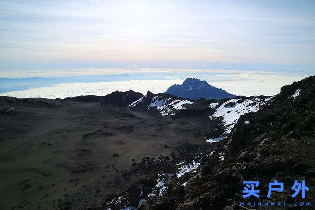登上坦桑尼亞非洲第一高峰乞力馬扎羅山之夢