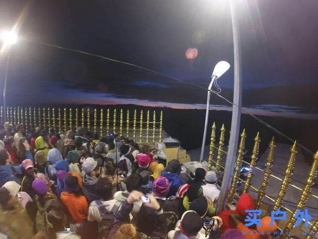 斯里蘭卡,在亞當(dāng)峰遇見(jiàn)的朝圣者們