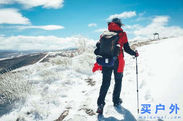 西班牙朝圣之路，走過風雪冰雨的蜜月旅行