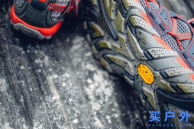 穿的第一件戶外裝備，當一個都市與山林穿梭的雙棲女子