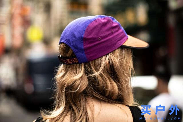 以90年代單板滑雪文化為靈感，THE NORTH FACE北面推出復(fù)古新系列產(chǎn)品