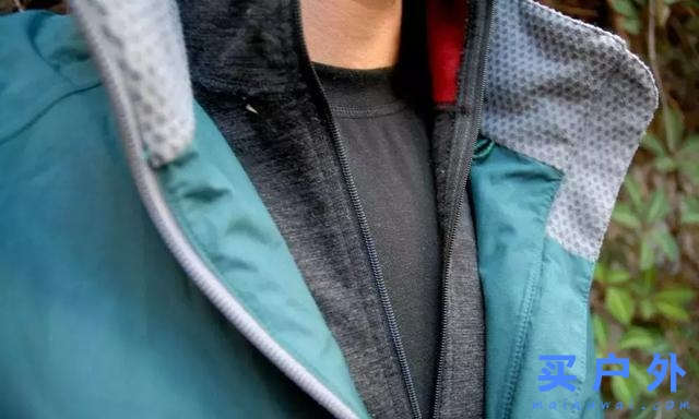 冬天戶外活動不用穿太多,輕薄反而更保暖