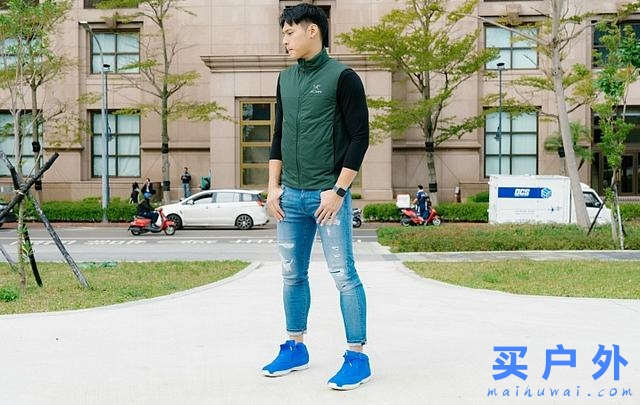 三款人氣始祖鳥Arcteryx保暖背心實穿分享，買件鳥裝好過冬