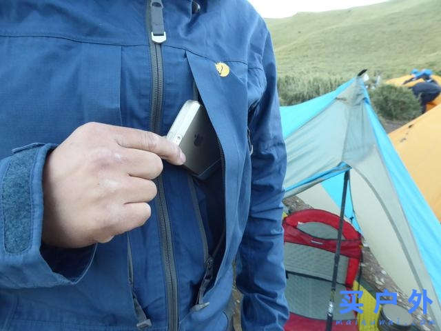 Fjallraven瑞典北極狐戶外夾克實(shí)測(cè)，防風(fēng)保暖又耐磨透氣