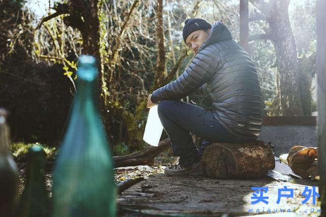 戶外四季必備，Rab防水輕量化排骨羽絨服測評