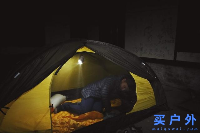 戶外四季必備，Rab防水輕量化排骨羽絨服測評