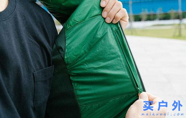 三款人氣始祖鳥Arcteryx保暖背心實穿分享，買件鳥裝好過冬