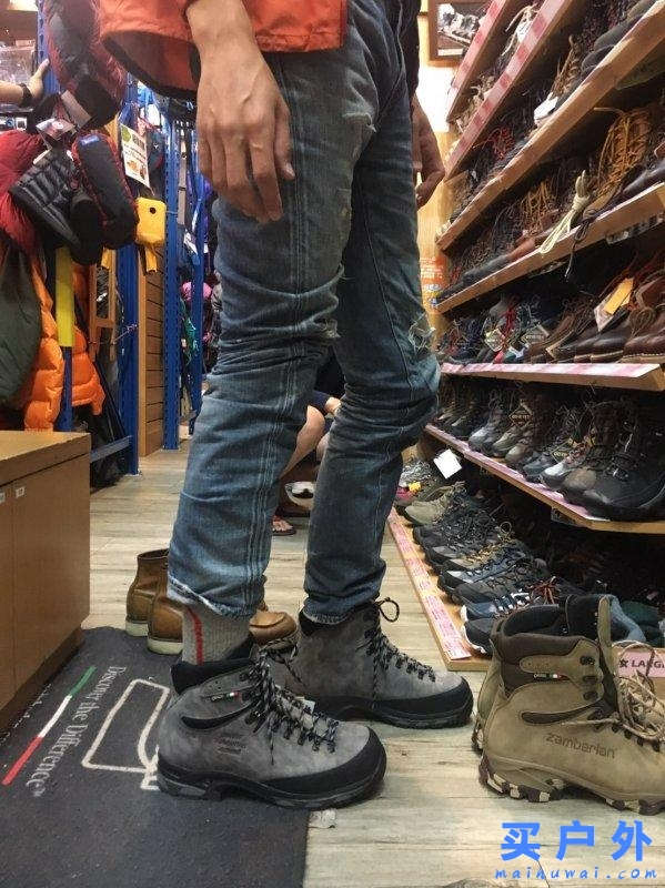 重裝徒步靴的新選擇，Zamberlan贊貝拉戶外重裝鞋兩個月實穿?得