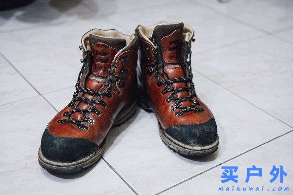 重裝徒步靴的新選擇，Zamberlan贊貝拉戶外重裝鞋兩個月實穿?得