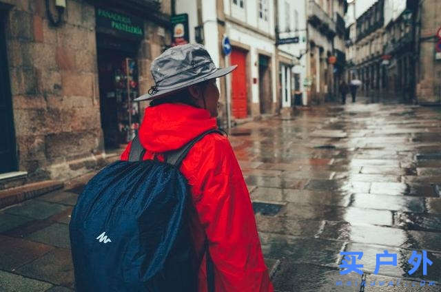 西班牙朝圣之路，走過風雪冰雨的蜜月旅行