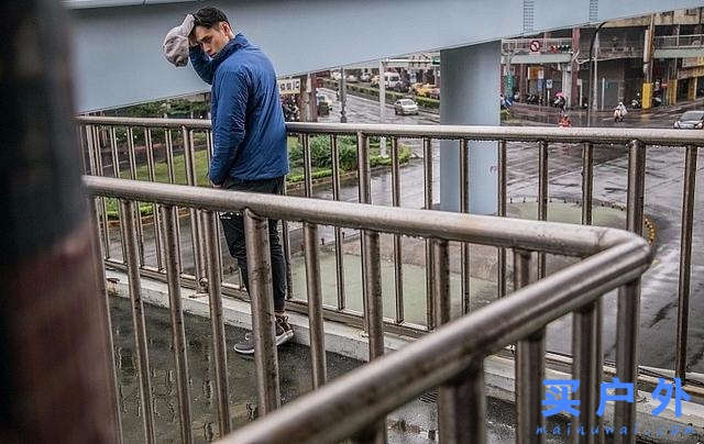 帥氣征服濕冷天氣,四款保暖外套始祖鳥Arc'teryx羽絨服和棉服開箱實穿！