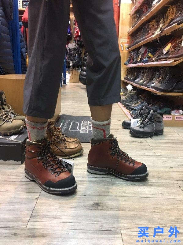 重裝徒步靴的新選擇，Zamberlan贊貝拉戶外重裝鞋兩個月實穿?得