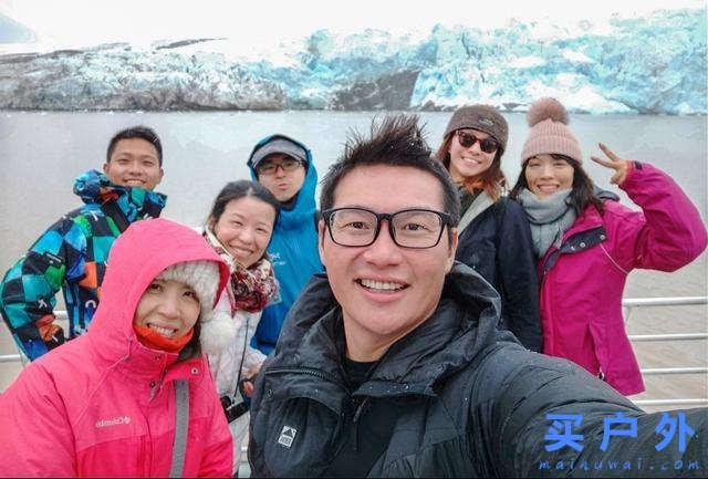 身穿Klattermusen攀山鼠羽絨連帽外套探索世界極北之島,斯瓦爾巴群島