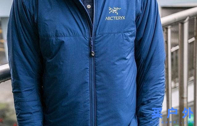 帥氣征服濕冷天氣,四款保暖外套始祖鳥Arc'teryx羽絨服和棉服開箱實穿！