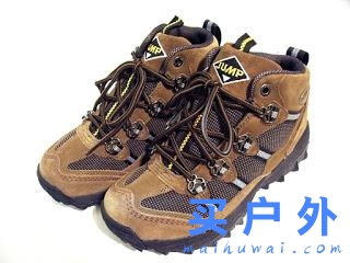 購買戶外登山裝備的給個人淺見，給喜歡戶外的新手