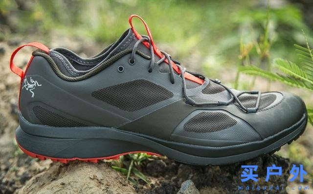 始祖鳥這款全方位越野跑鞋實鞋開箱，你可以買一雙