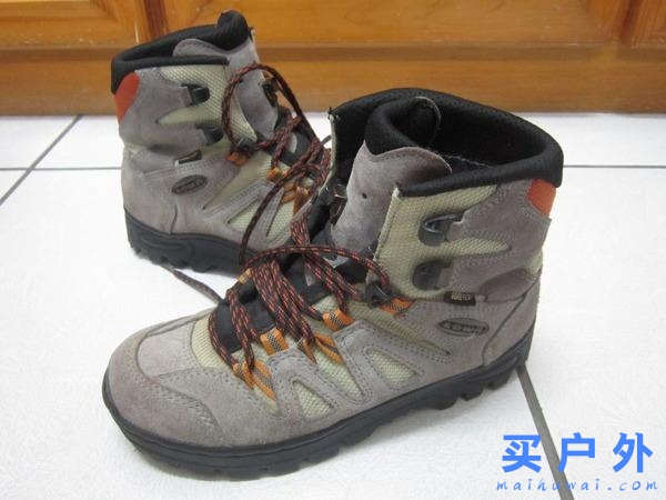 真正專業(yè)級的戶外登山鞋，意大利Scarpa思卡帕高幫登山鞋開箱